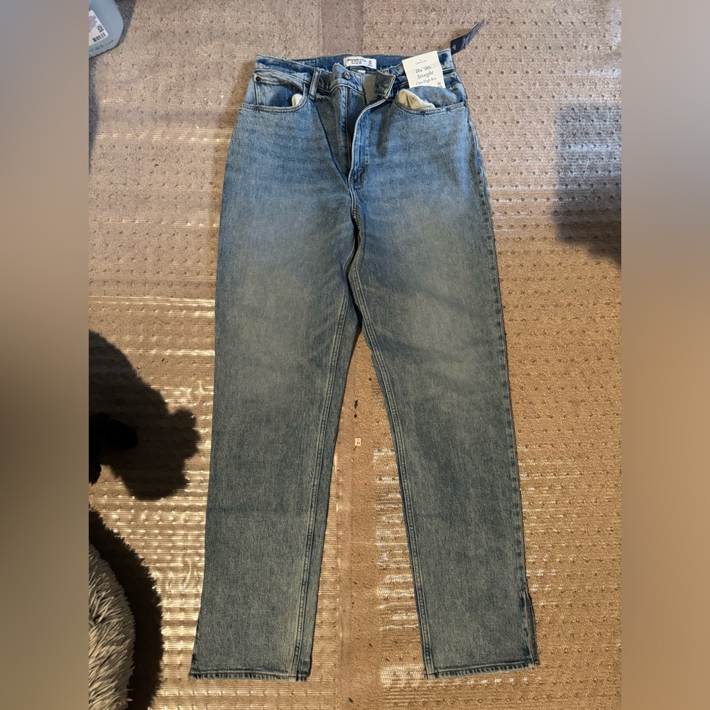 Abercrombie & Fitch Ultra High Rise 90s Straight Jean